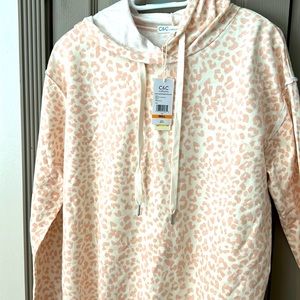 Adorable NWT leopard print C&C hooded shirt!  Size small